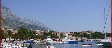 Studio, Balcony, City View | Marina