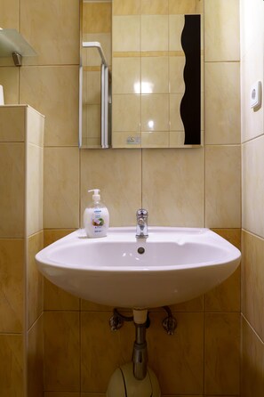 Studio, Multiple Bedrooms, Balcony, City View | Bathroom | Free toiletries, towels - Studio for 2 People - Split Region With Sea View - Close to Commodities (Baska Voda)