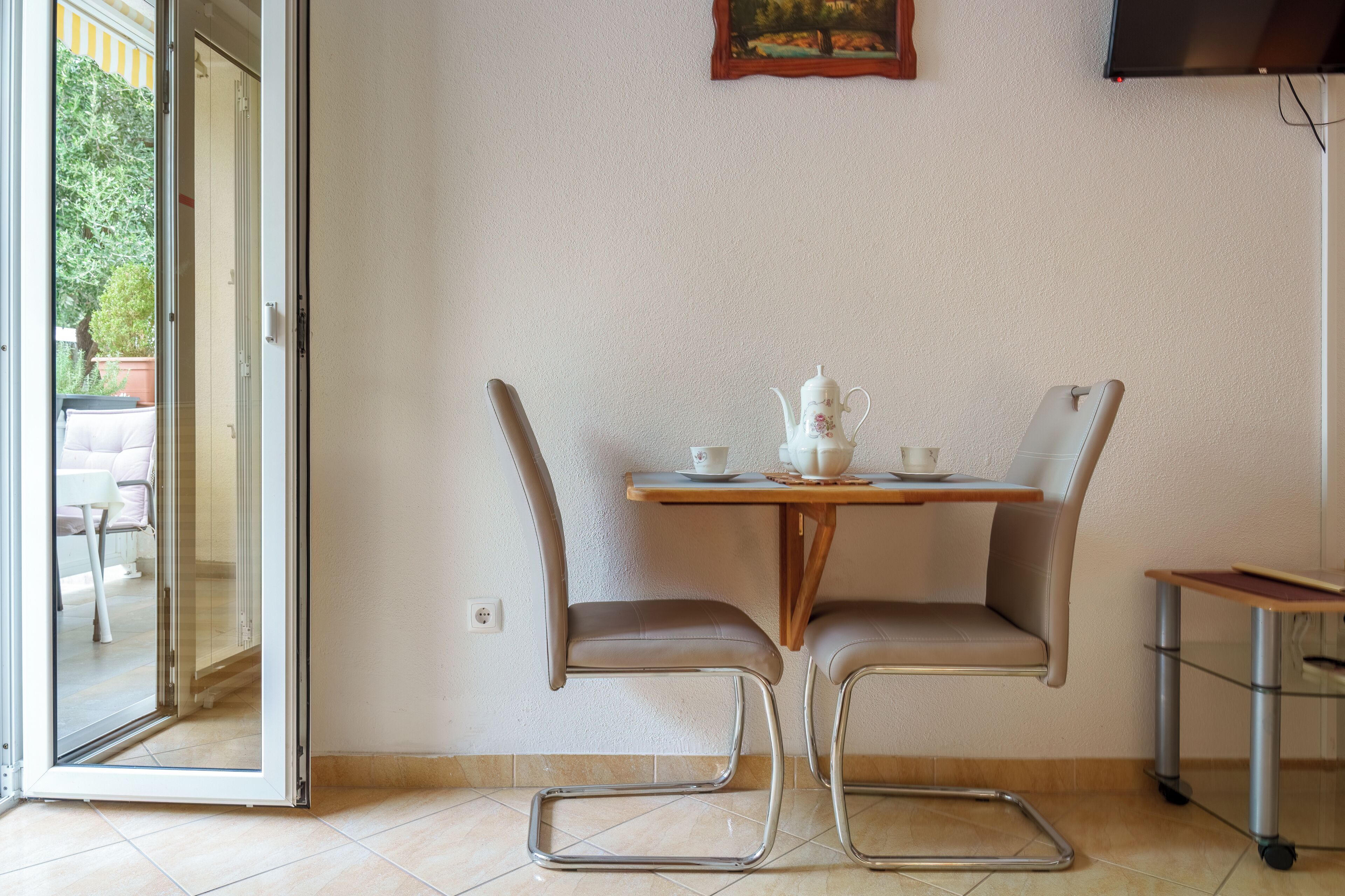 Studio, Balcony, City View | Dining