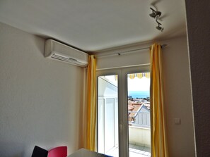 Studio, Mehrere Schlafzimmer, Balkon, Stadtblick | Innenbereich