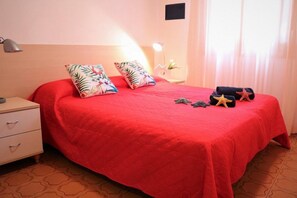 3 bedrooms, bed sheets - Seaside Flat in a Green and Quiet Area (San Michele al Tagliamento)