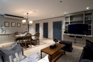 Apartment, 2 Bedrooms, Accessible, Balcony | Living room - Big Apt, Hidden Gem, Fully Equipped 2 big Br, 2 Ba, Spacious Living in Dt (Bangkok)