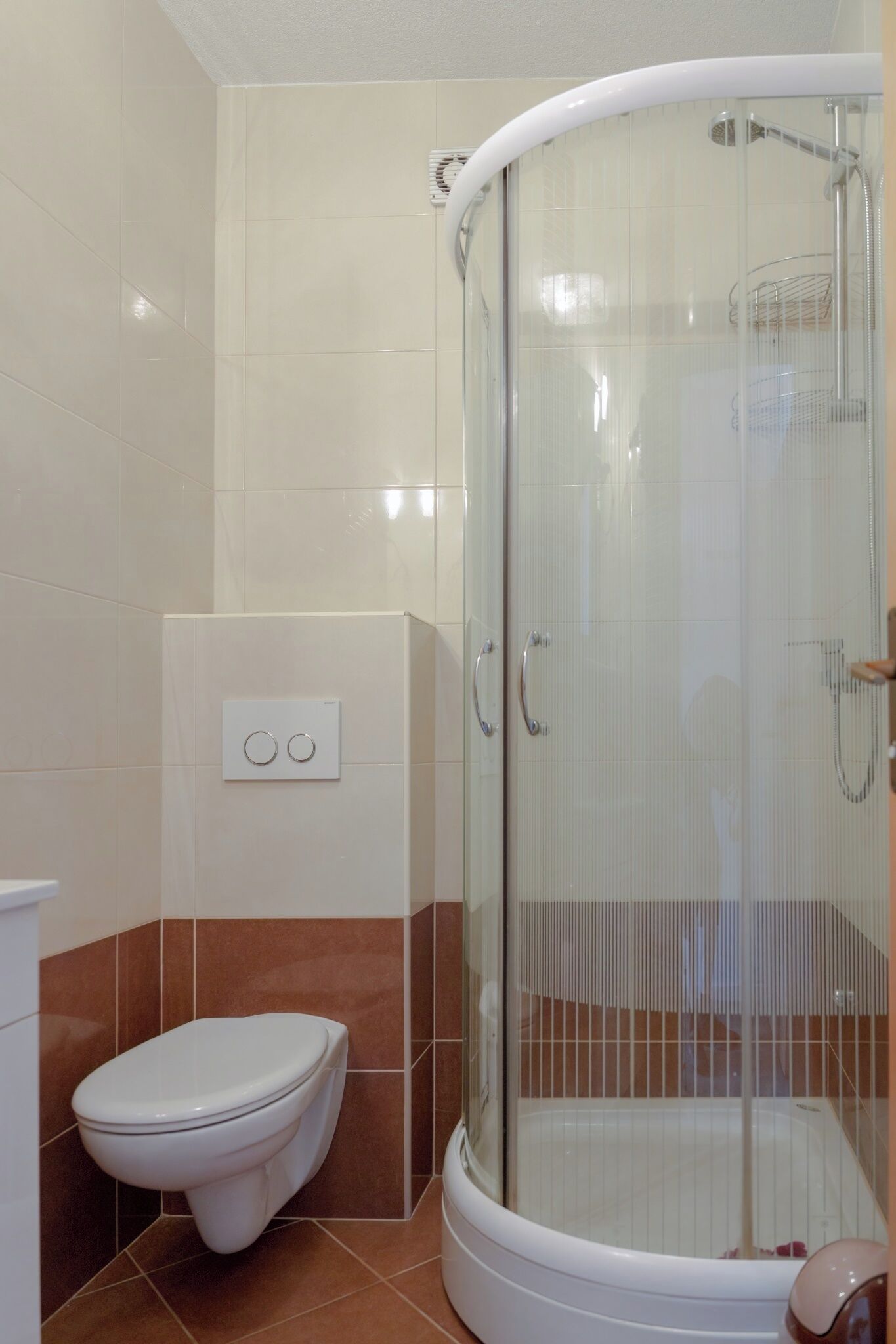 Studio, Balkon, Stadtblick | Badezimmer