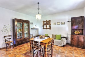 Appartement, 2 chambres, fumeur, patio | Intérieur