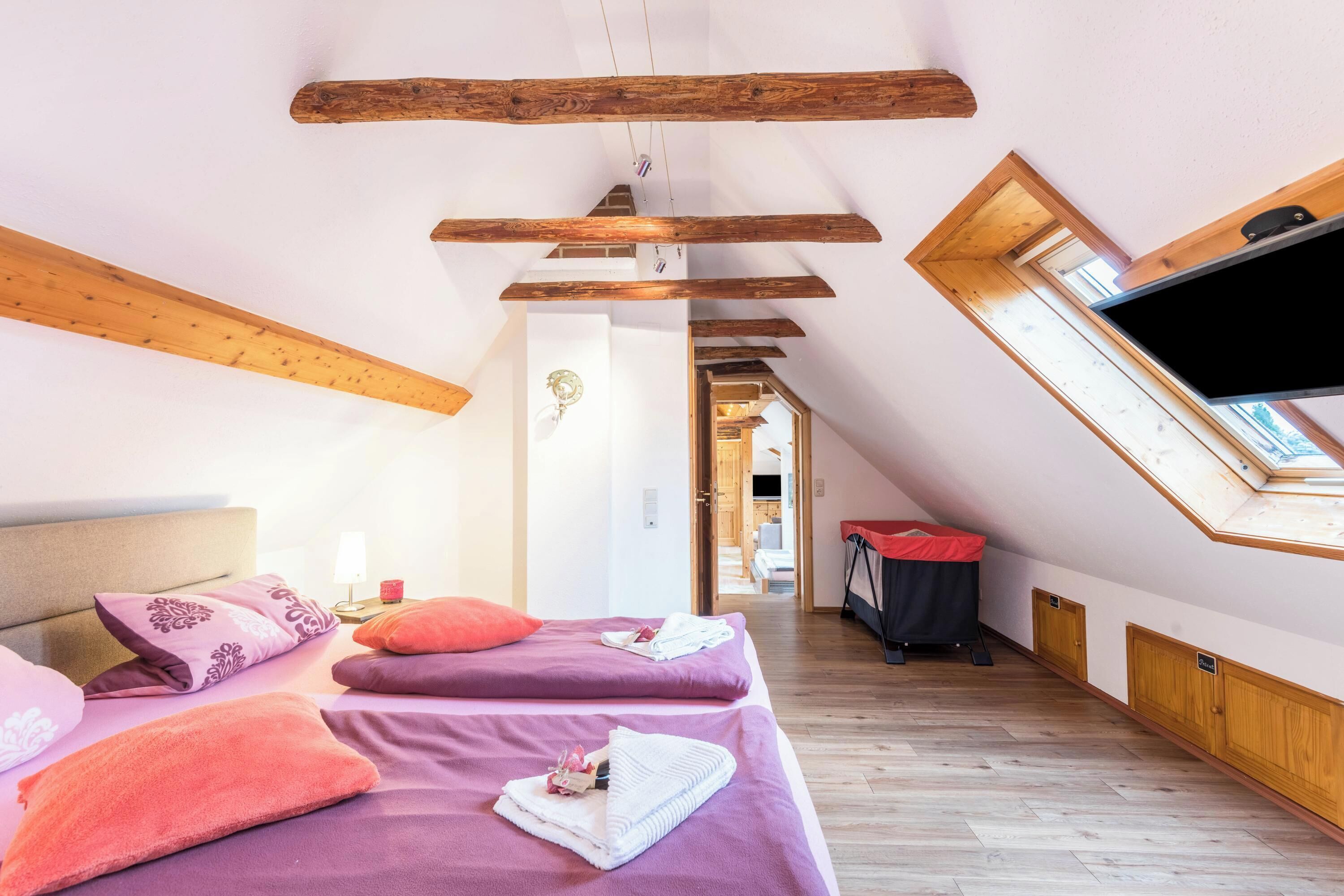 2 soverom, wi-fi (inkludert) og sengetøy