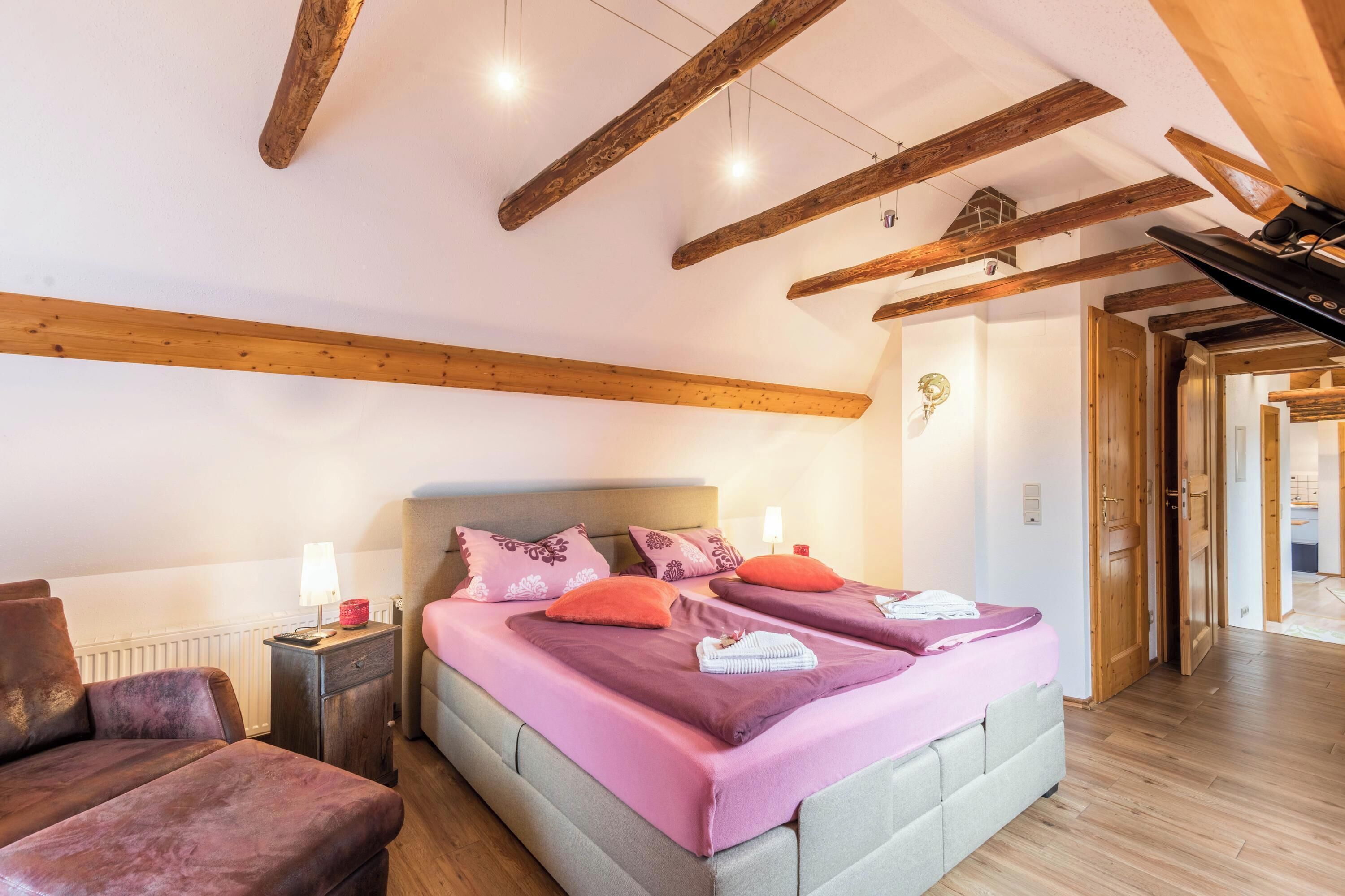 2 bedrooms, free WiFi, bed sheets