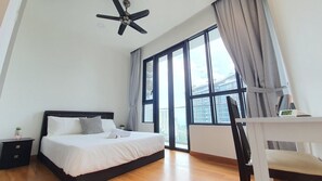 3 quartos, ferros/tábuas de passar roupa, Wi-Fi, roupa de cama