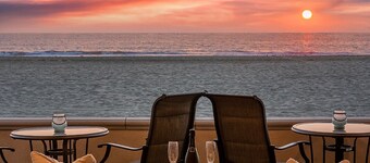 Entire Boardwalk Home on the Beach in Newport Beach with Beautiful Views