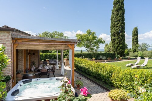 Villa à Sienne avec 4 chambres à coucher, 8 couchages