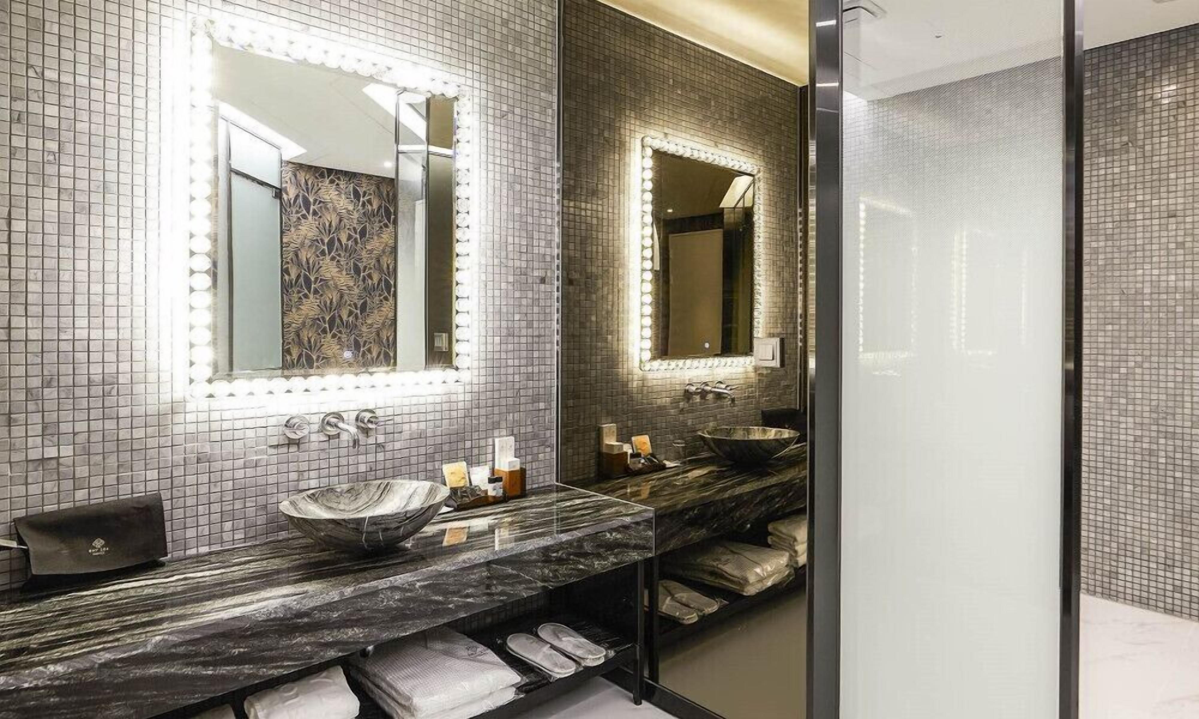 suite double | bathroom sink