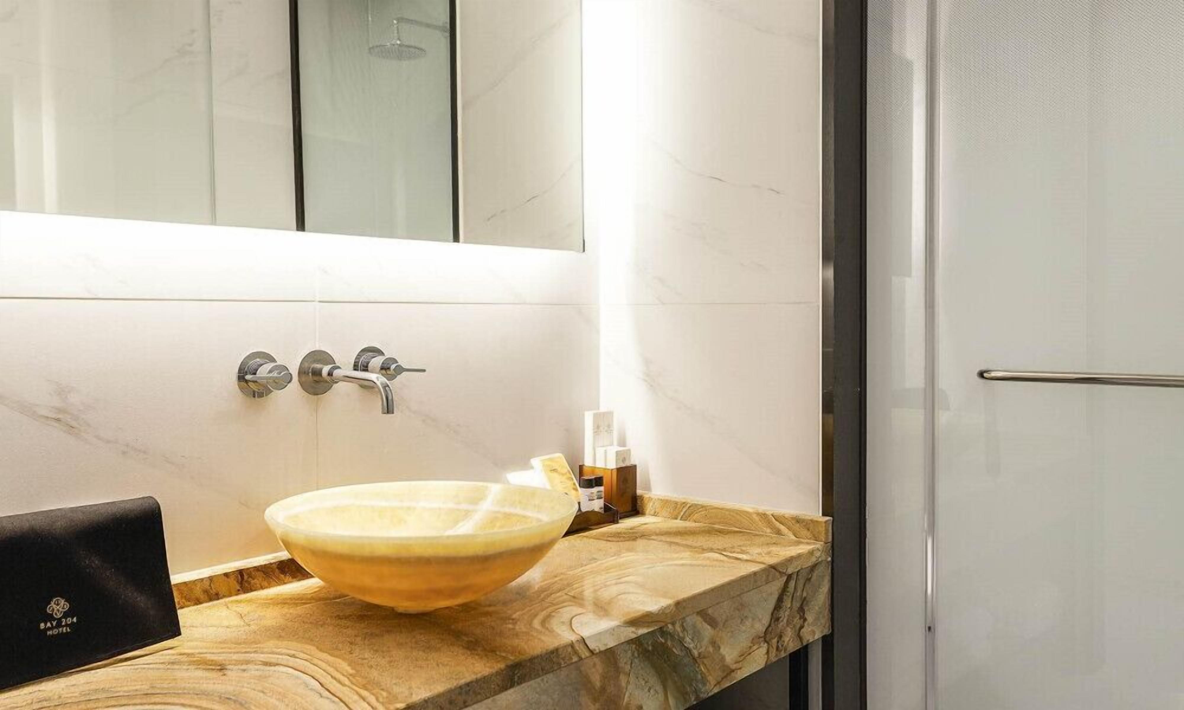 standard twin | bathroom sink