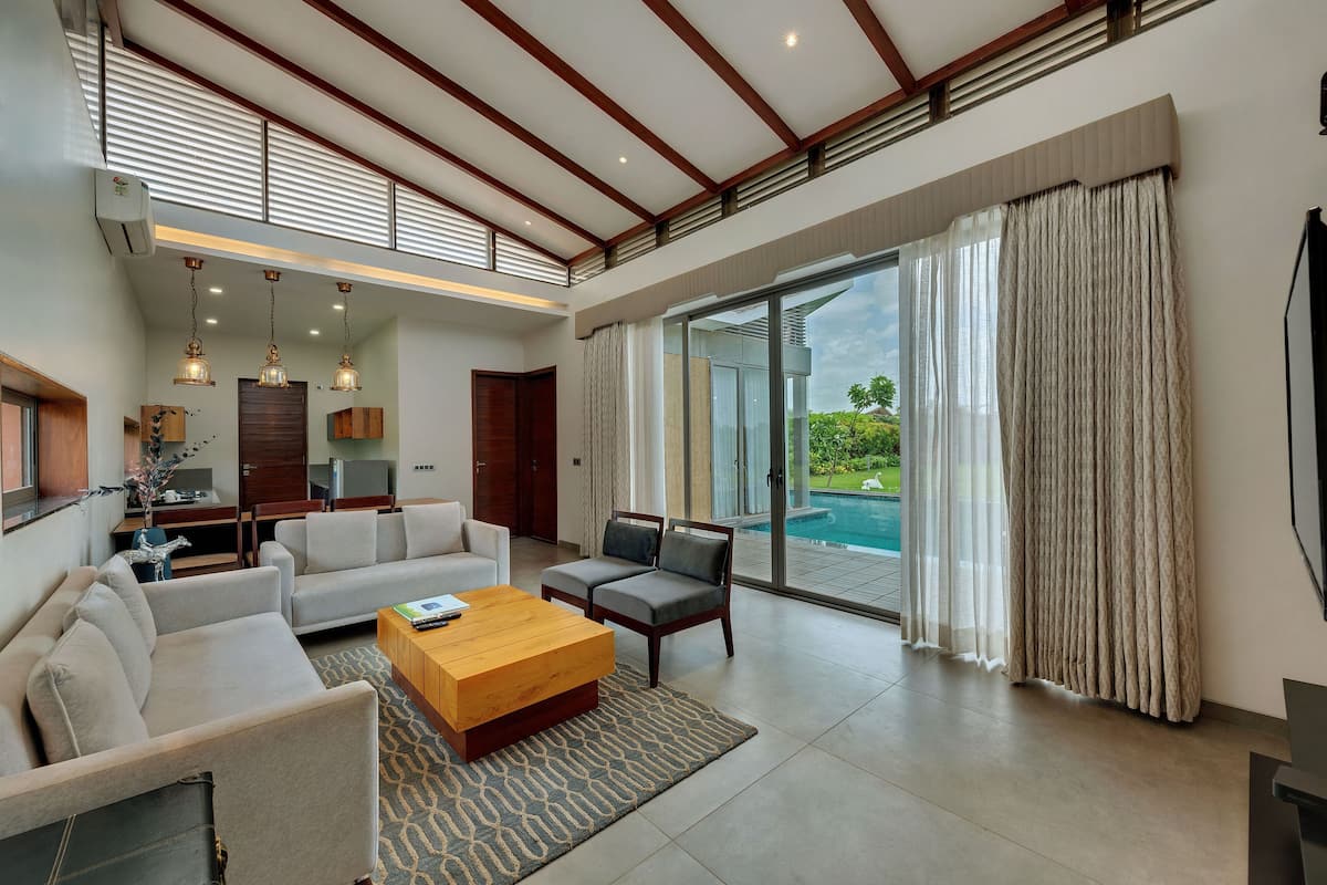 Fern Club 1BHK Pool Villa | 1 bedroom, in-room safe, soundproofing, iron/ironing board