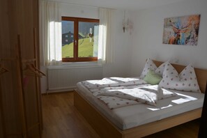 4 dormitoris, wifi i roba de llit 