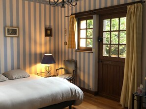 5 dormitorios y ropa de cama