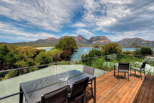 On the Beach 1 - Freycinet Holiday Houses