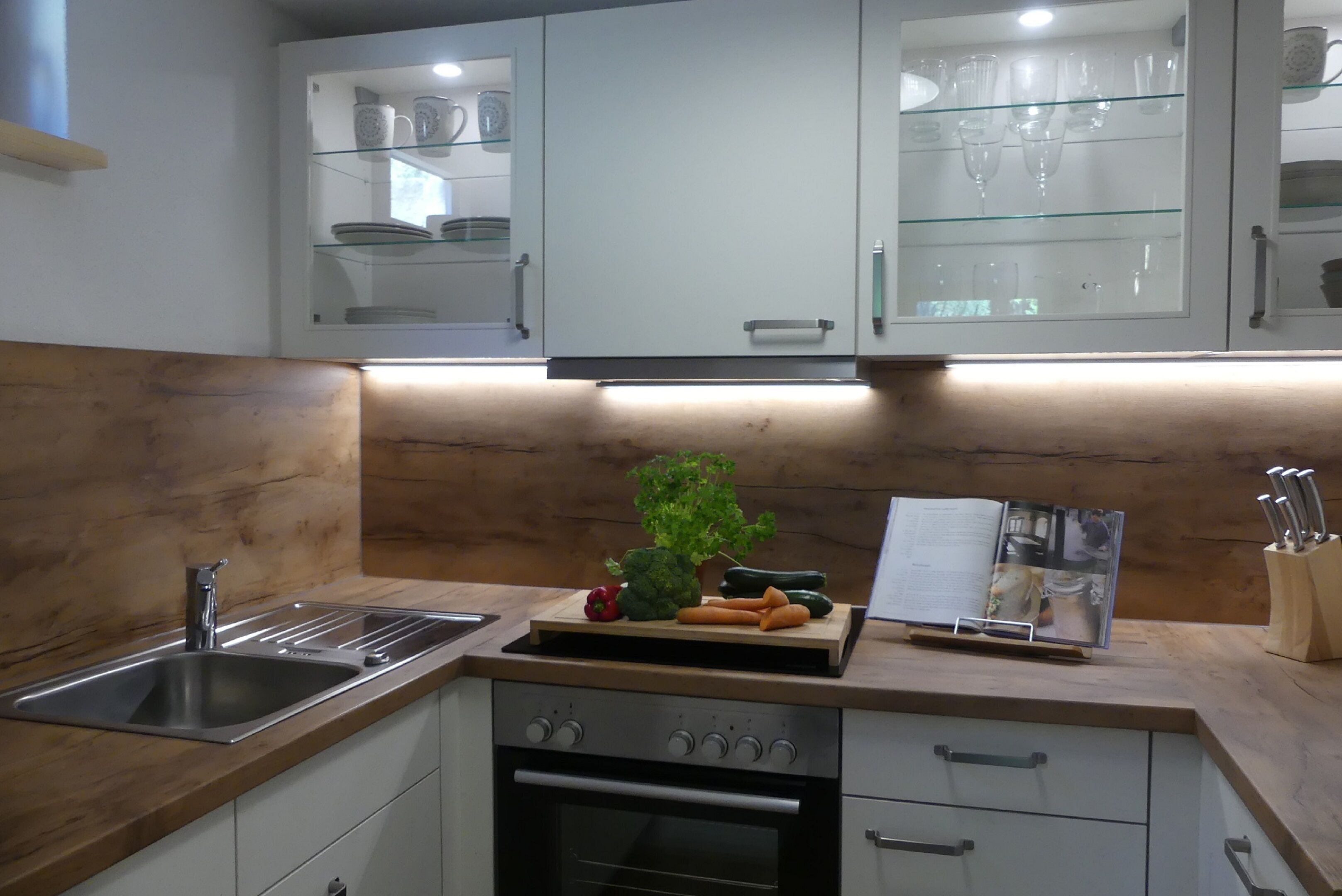 Appartamento, al piano terra | Cucina privata | Frigorifero, forno, piano cottura, lavastoviglie