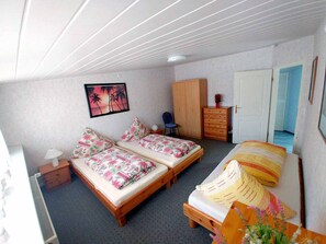 2 bedrooms, free WiFi - Ferienwohnung Olm (Dolgesheim)