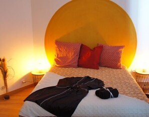 Iron/ironing board, WiFi, bed sheets - The apartment & golden 🟠 studio 1⭐. Balneotherapy and couple ♥️🫂🛀 (L'Arbresle)