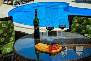 Vila (Five-Bedroom Villa with Swimming Pool) | Detalhe da parte interna