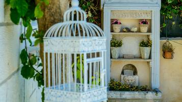 Vila (Five-Bedroom Villa with Swimming Pool) | Detail interior