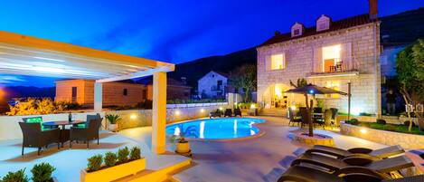 Villa (Five-Bedroom Villa with Swimming Pool) | Exterior