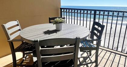 May Steal! 179/nt Base! New Kitchen, Gulf Front, Pool, Beach Supplies, VIEW!