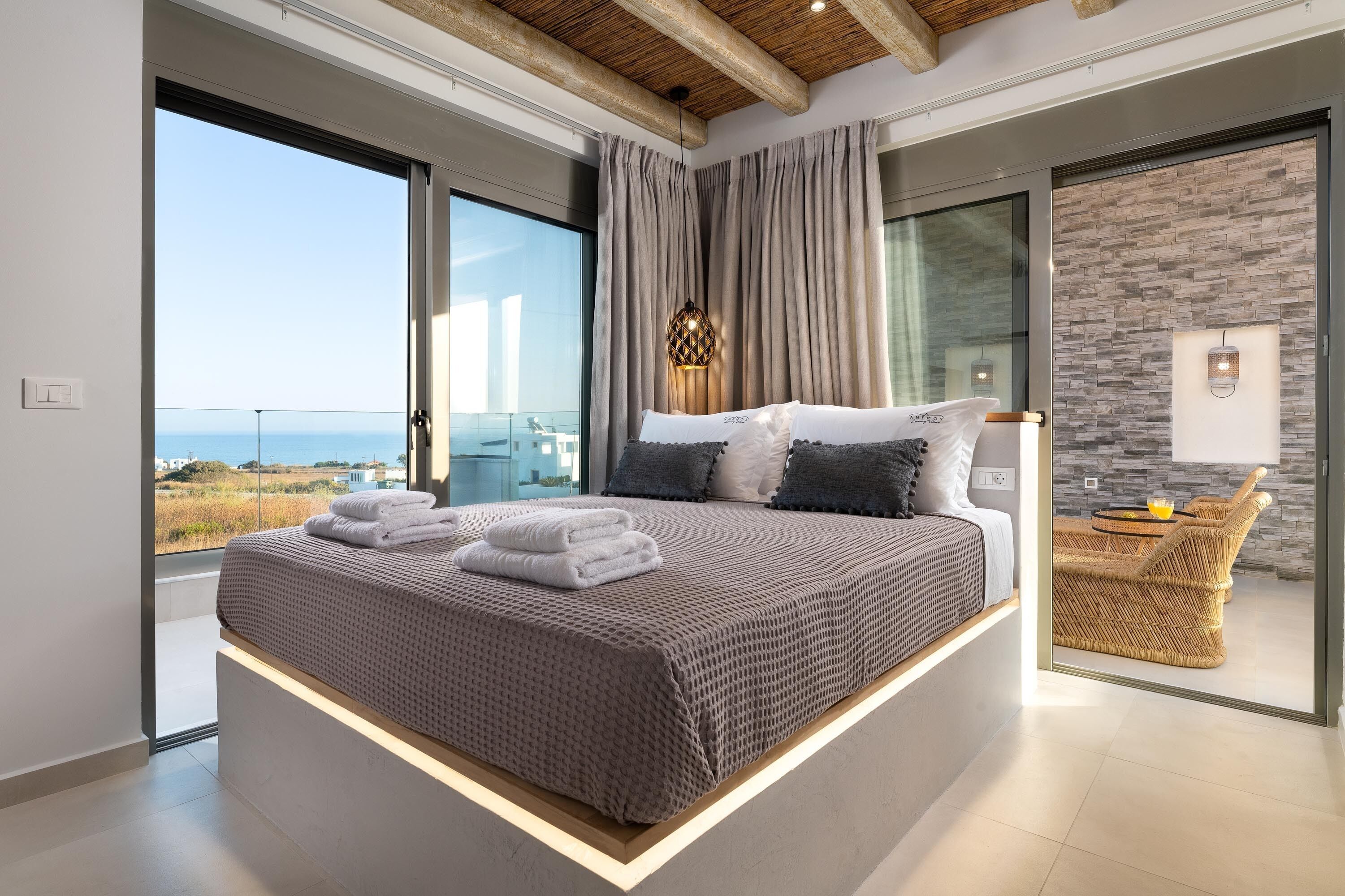 3 Schlafzimmer, Zimmersafe, Schreibtisch, schallisolierte Zimmer