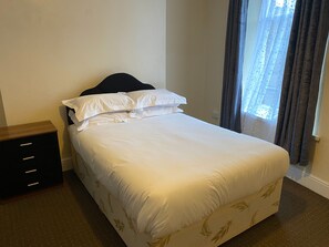 Standard Double Room (Shared) | Free WiFi, bed sheets