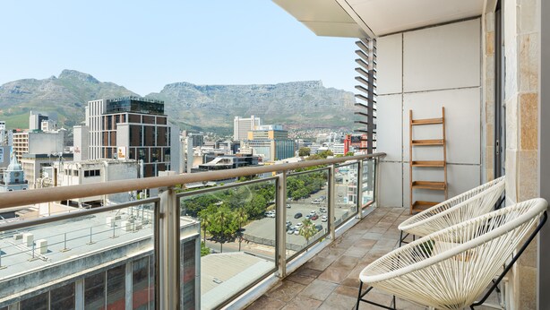 Grand Apartment | Balcony view - Soho C6 (Cape Town)