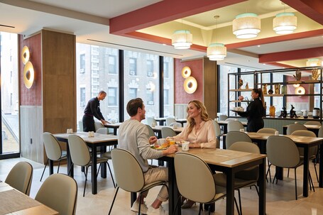 Hotel Riu Plaza Manhattan Times Square - Image 29
