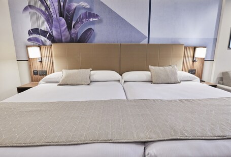 Hotel Riu Plaza Manhattan Times Square - Image 21