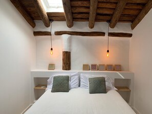 4 Schlafzimmer, Bügeleisen/Bügelbrett, Bettwäsche