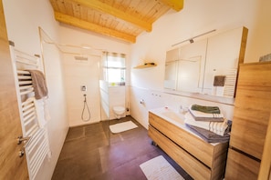 Bathroom - Meine Auszeit das Ferienhaus (Sankt Georgen am Reith)