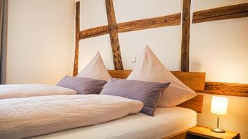 Basic Apartment | 1 bedroom, free WiFi, bed sheets