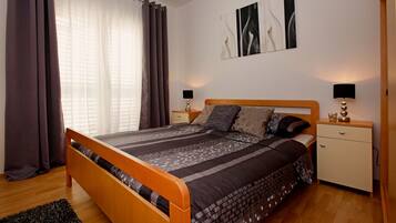 4 sovrum, strykjÀrn/strykbrÀda, wi-fi och sÀngklÀder