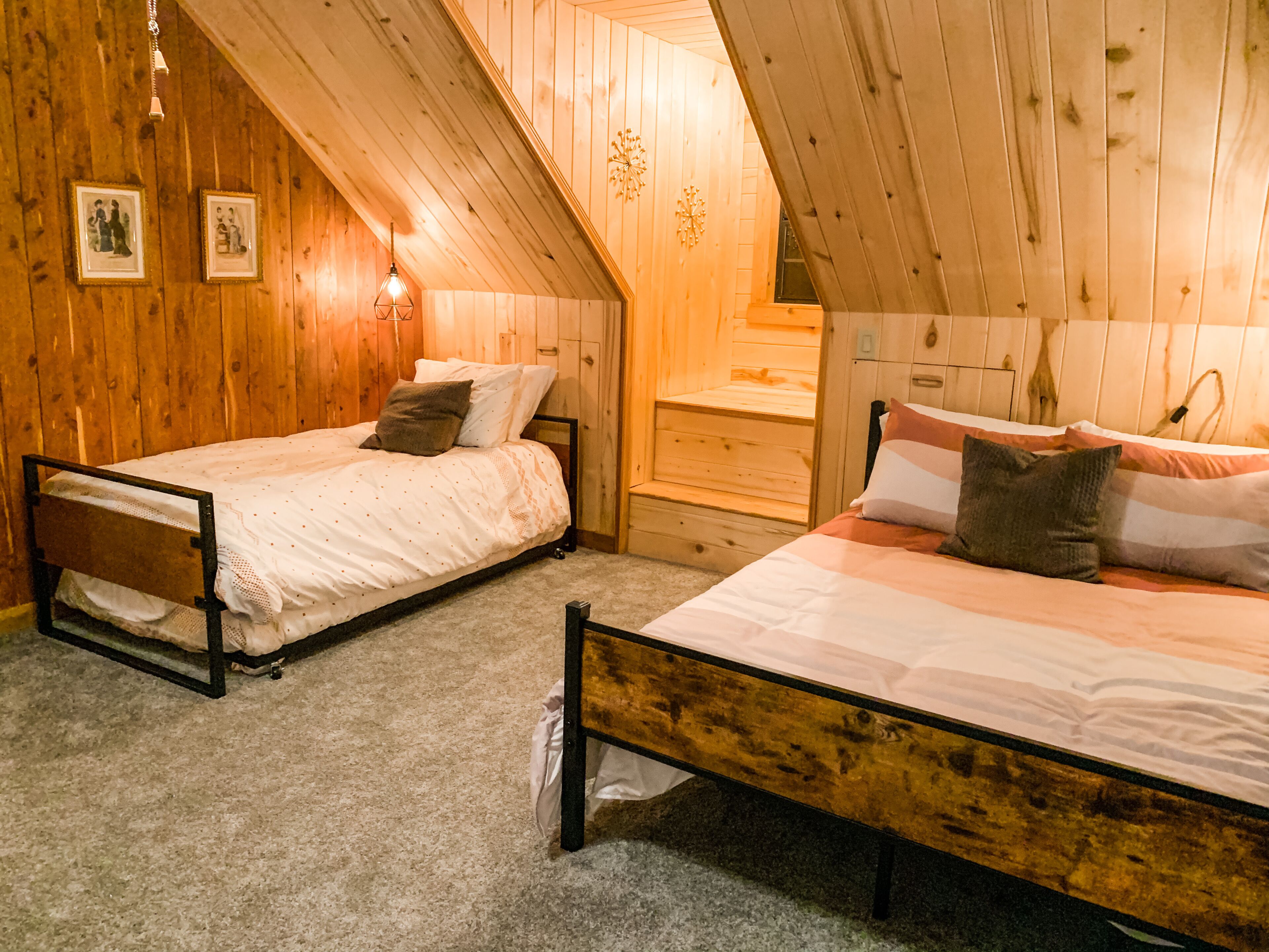 4 bedrooms, iron/ironing board, travel cot, free WiFi