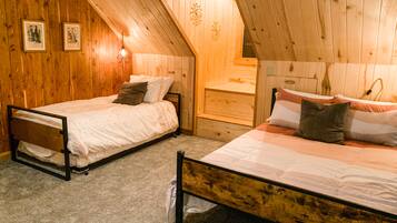 4 bedrooms, iron/ironing board, travel cot, free WiFi
