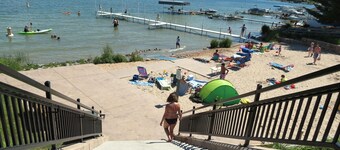 North Straits Chalet-Fast Drive to Mackinaw Ferry