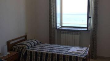 2 bedrooms, bed sheets