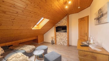 Apartment | 1 bedroom, free WiFi, bed sheets