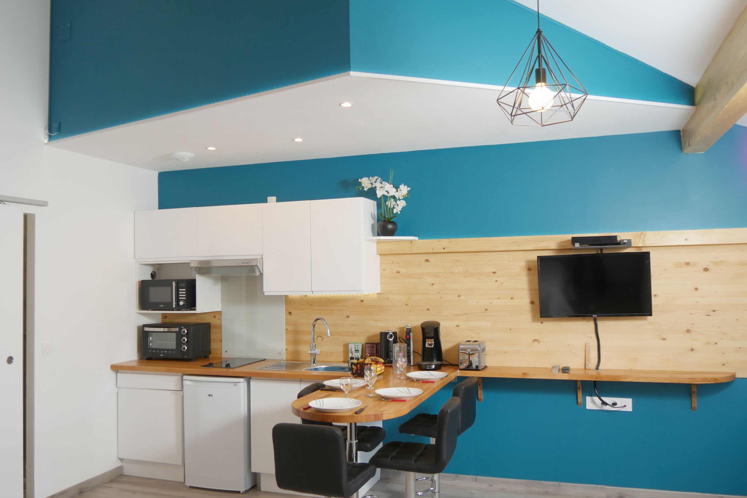 Panorama appartement, en-suite badkamer (Le Soleilhou ) | Privékeuken