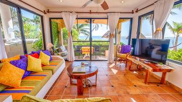 Een smart-tv en boeken