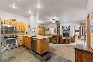 Fridge, microwave, oven, stovetop - Private Patio with Scenic Views, Short Walk to Lifts, Shops and Dining! (Keystone)