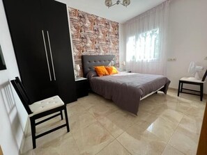 5 Schlafzimmer, Internetzugang