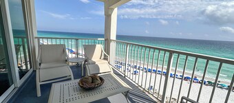 Shoreline Towers 2076 (sleeps 7) Beach Setup Included (March 1-October 31)
