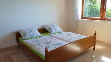 Kondominium | 2 kamar tidur, Wi-Fi gratis, dan seprai linen