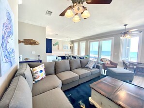 Smart TV, DVD player, books, printers - Best pool in the neighborhood! 4 bdrm/4.5 bath gulf front with huge pool. (Port St Joe)