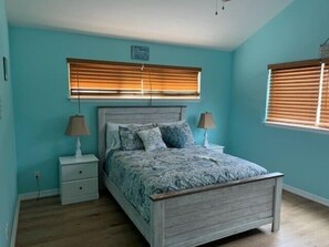 2 室のベッドルーム、アイロン / アイロン台、WiFi、ベッドシーツ