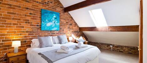 3 多间卧室、熨斗/熨衣板、免费 WiFi、床单