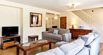 Lendow Cottage Near Ashbourne
